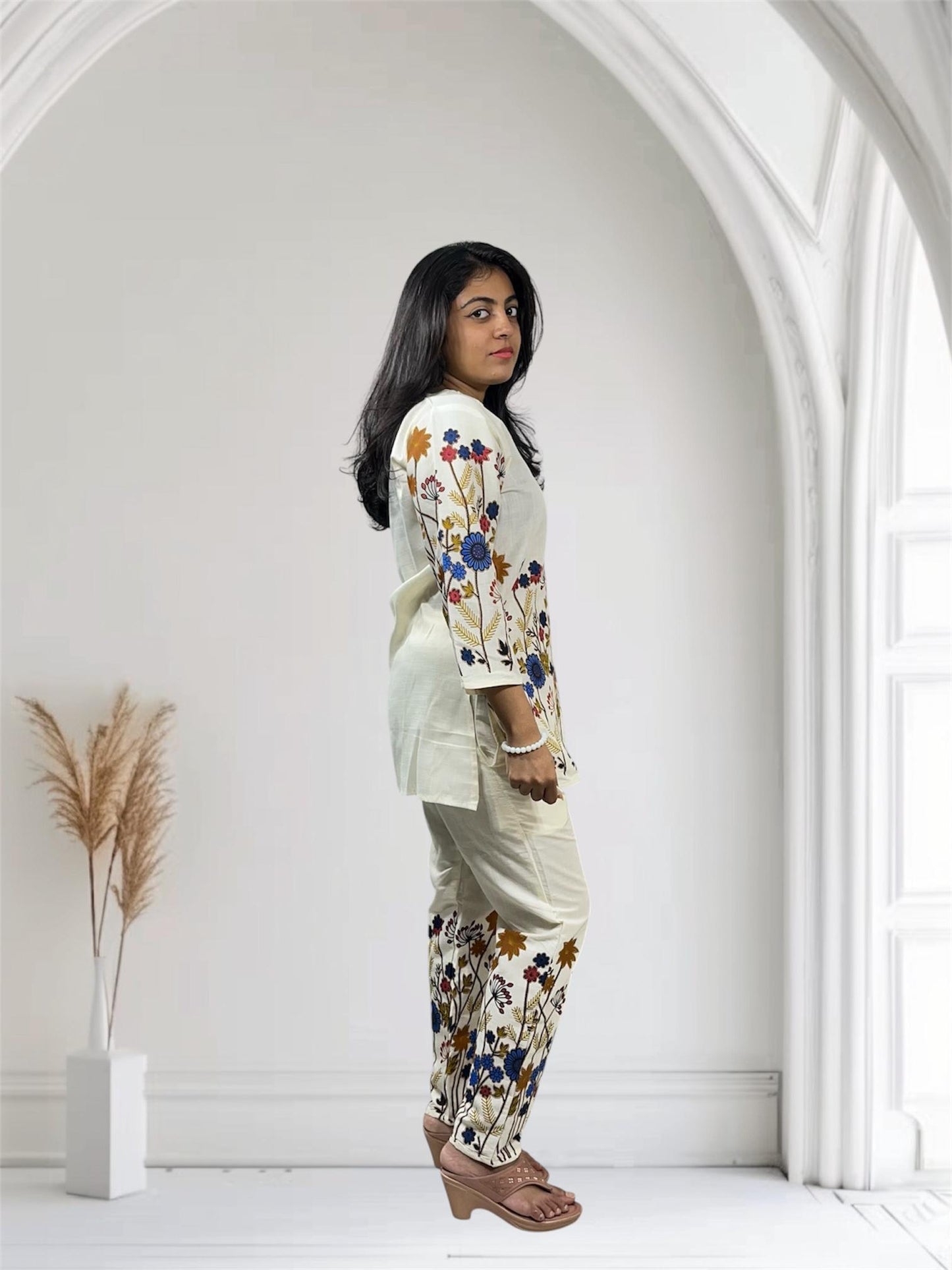Elegant cream floral printed linen co-ords