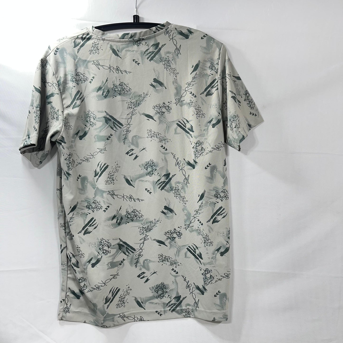 Abstract printed sports tshirt