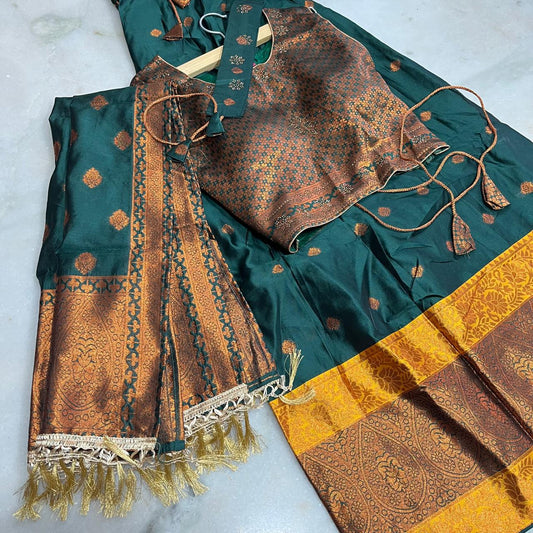 Regal emerald green lehenga set with a richly woven chloi,dupatta & belt