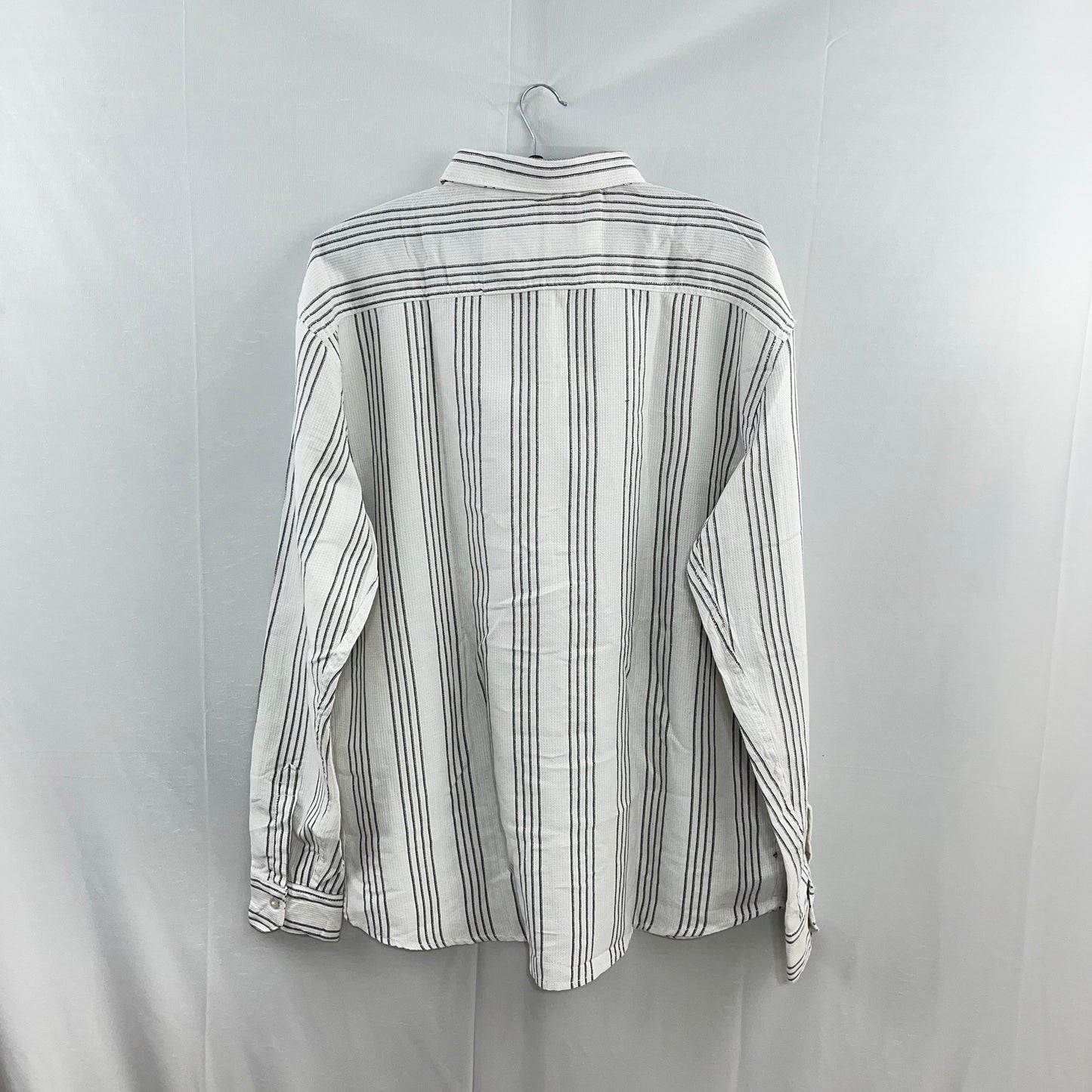 Kinted striped shirt
