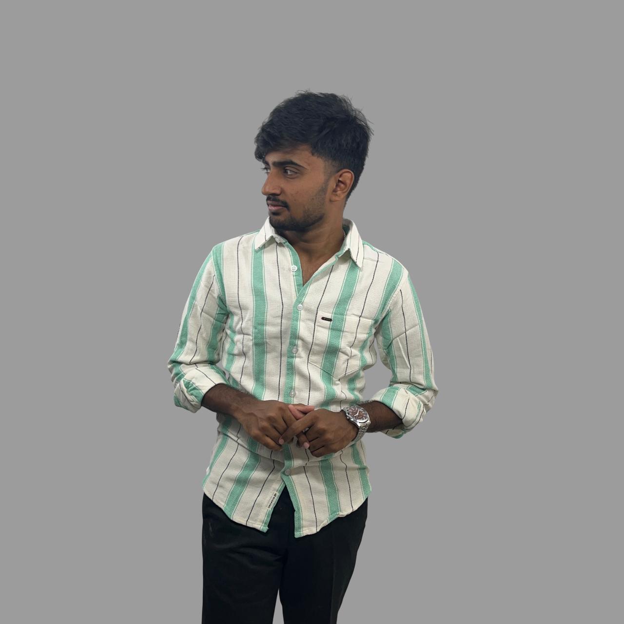 Full sleeve knitted striped shirt