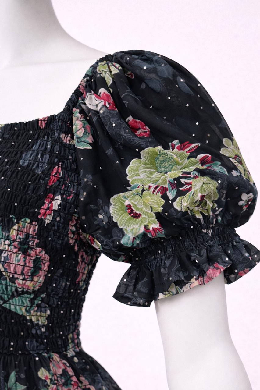 Women's Black floral printed sundress with puff sleeves