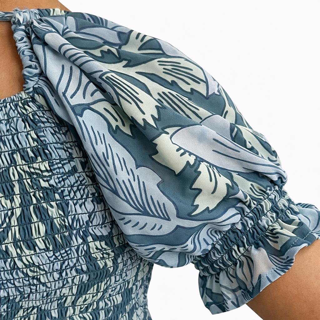 Women's blue printed sundress with puff sleeves