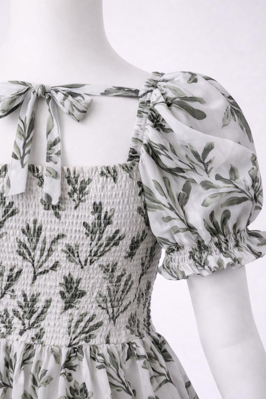 Women's green leaf printed sundress with puff sleeves