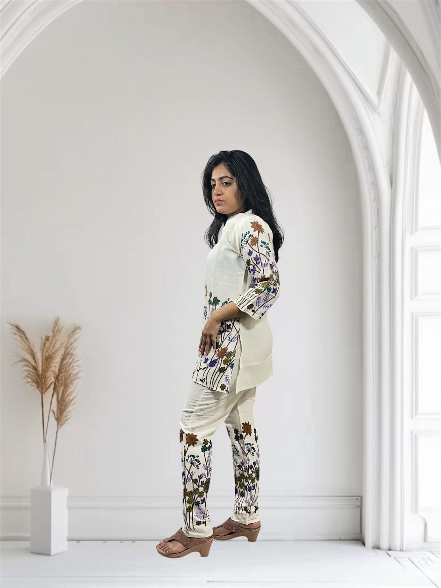 Elegant cream floral printed linen co-ords