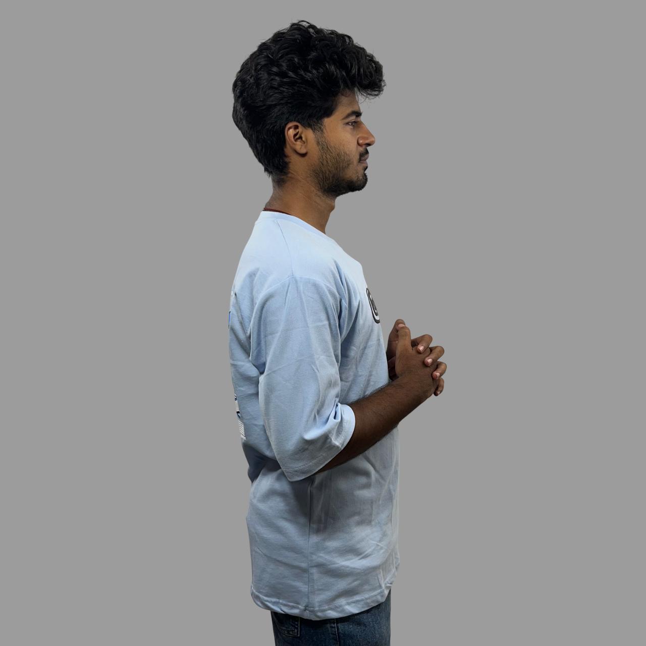 Oversized drop shoulder back printed tshirt.