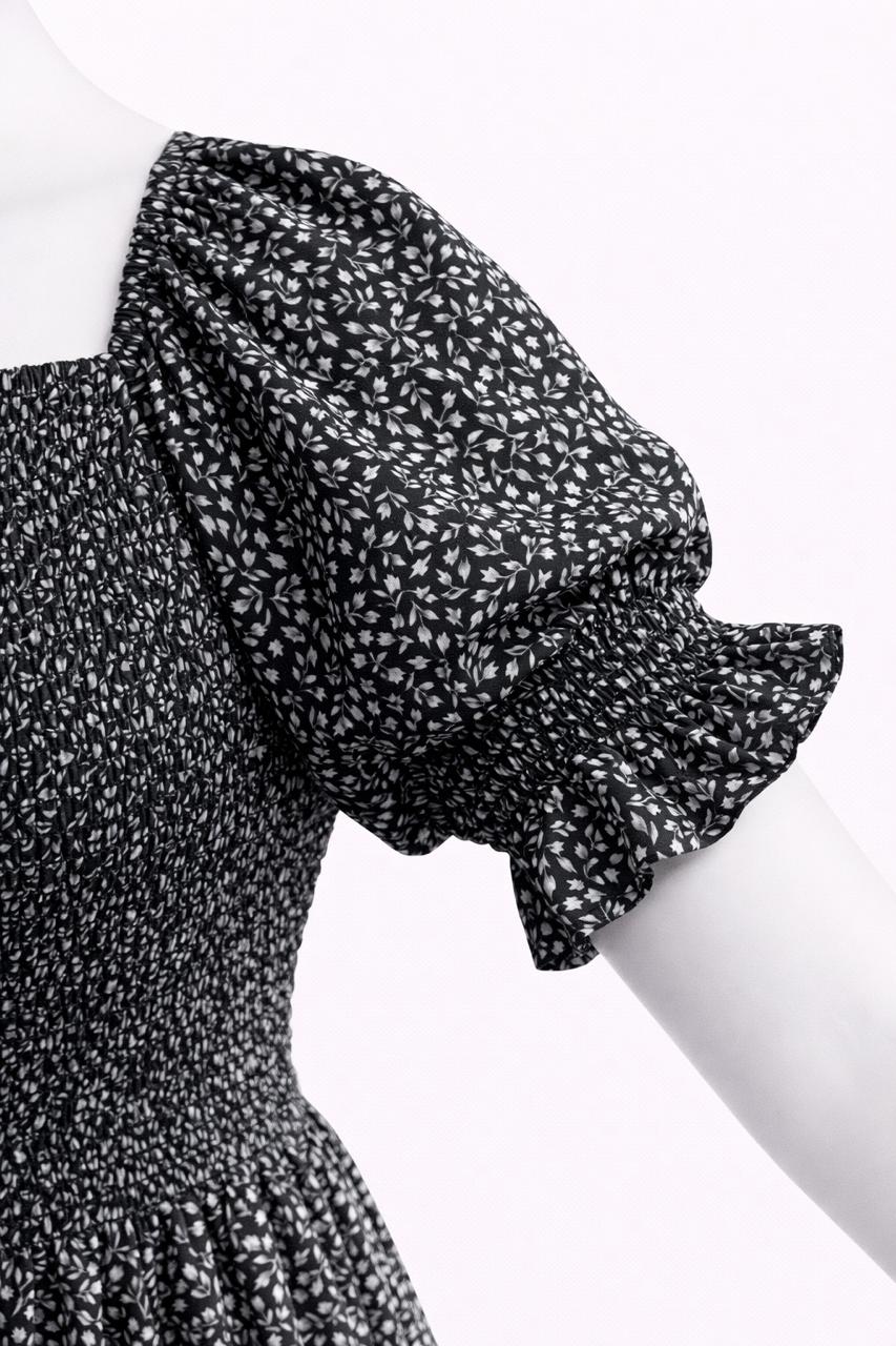 Women's Black floral printed sundress with puff sleeves