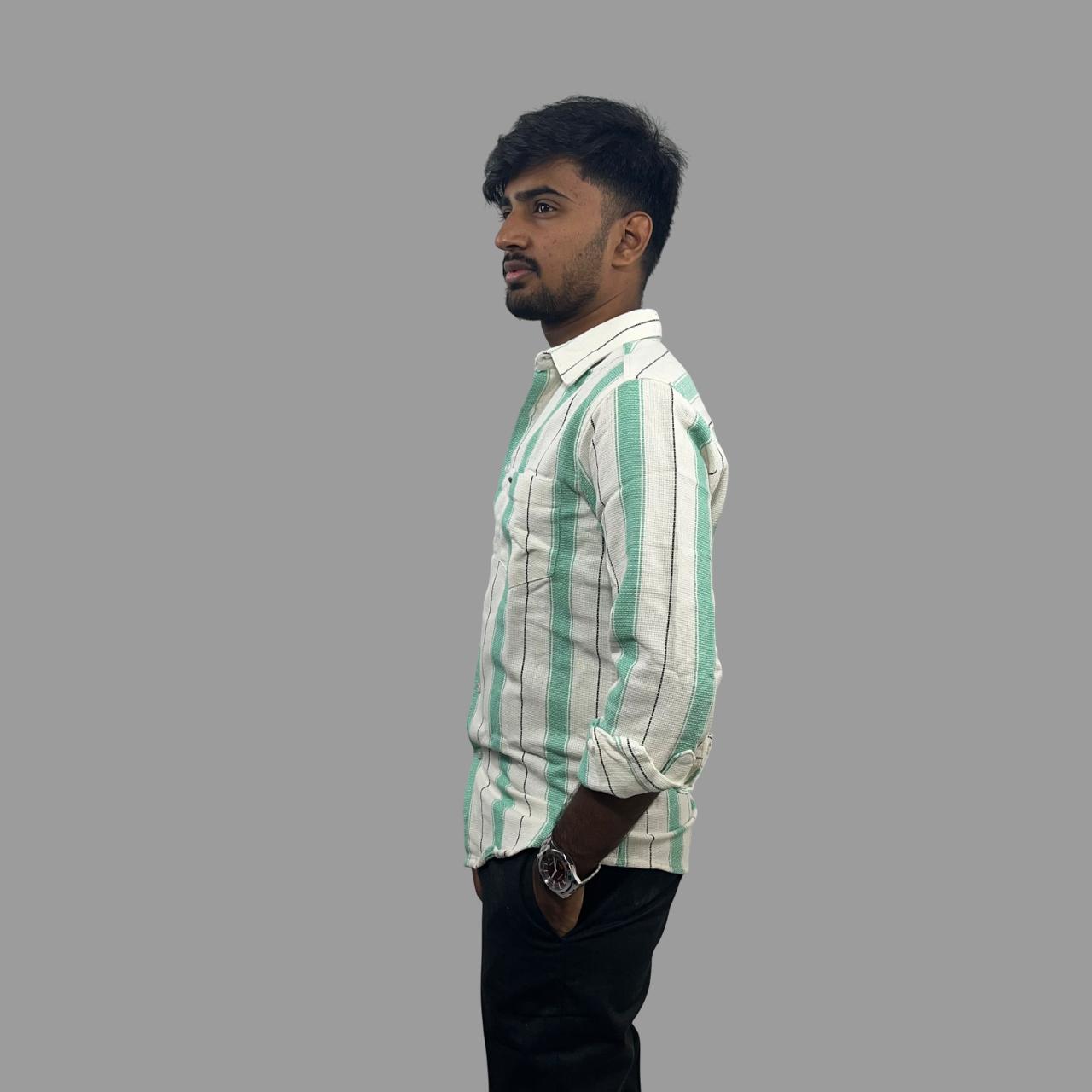 Full sleeve knitted striped shirt