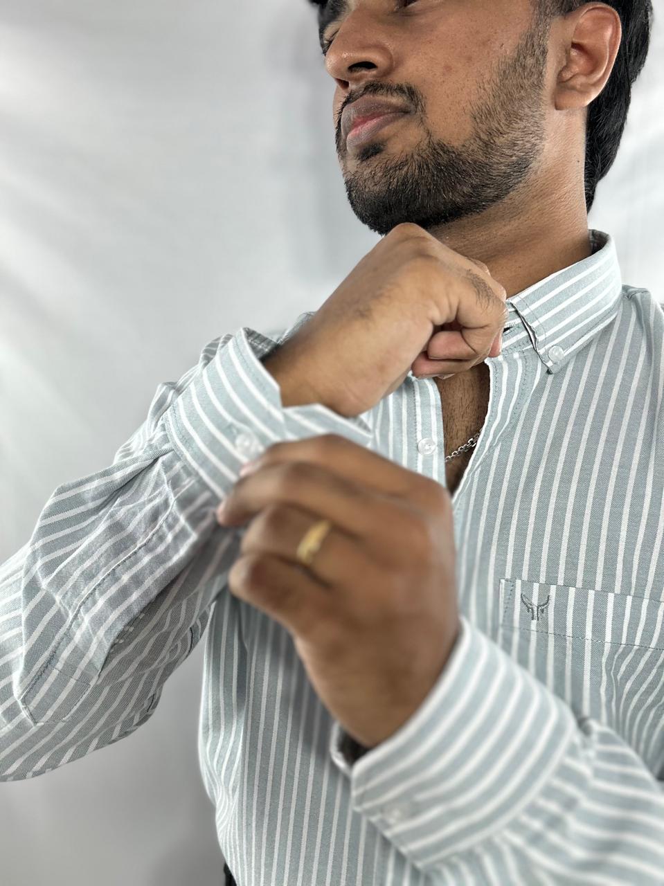 Ash grey oxford cotton-linen shirt with white stripes | button-down collar