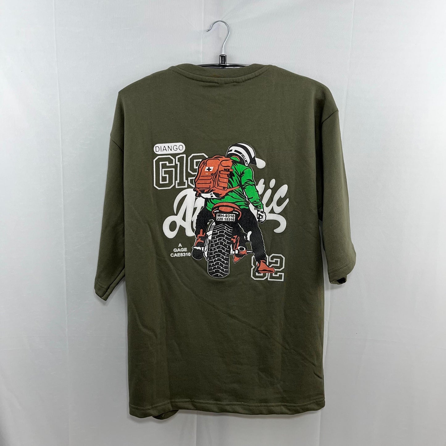Oversized drop shoulder heavy weight back printed tshirt.